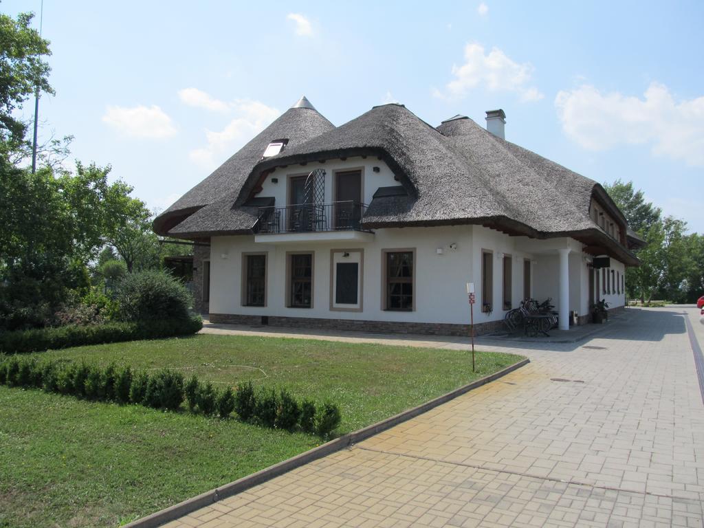 Penzion Eko Park Piestany Exteriér fotografie