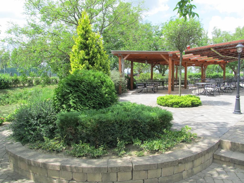 Penzion Eko Park Piestany Exteriér fotografie